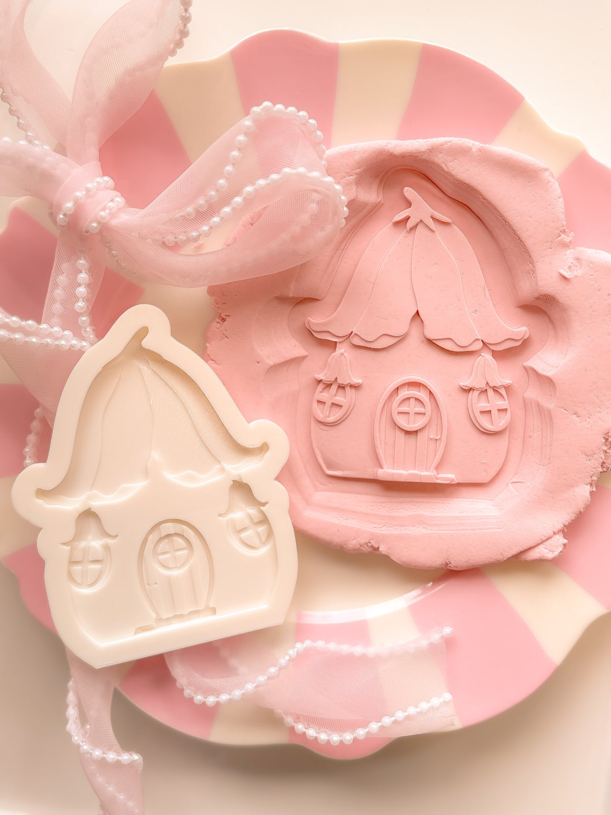 Toadstool Fairy House - Debosser and Cutter