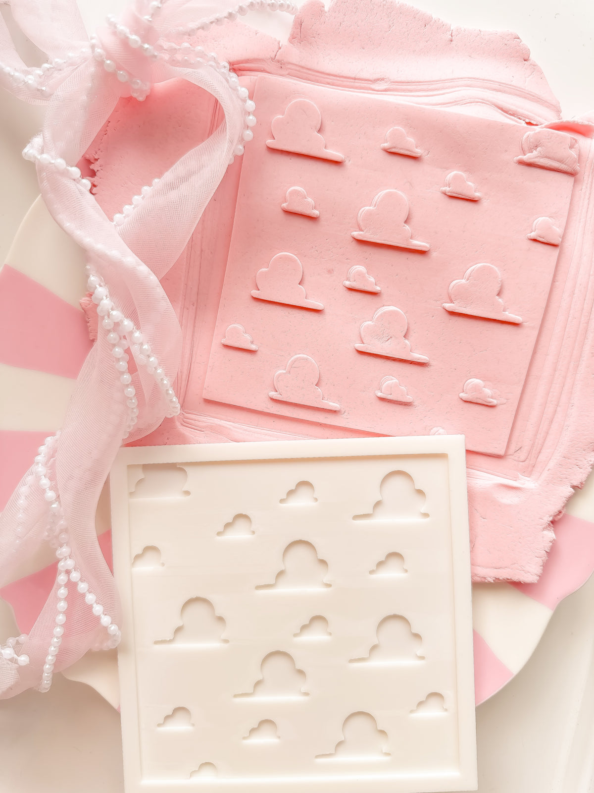 Toy Story Cloud Pattern Plate - Debosser and Cutter