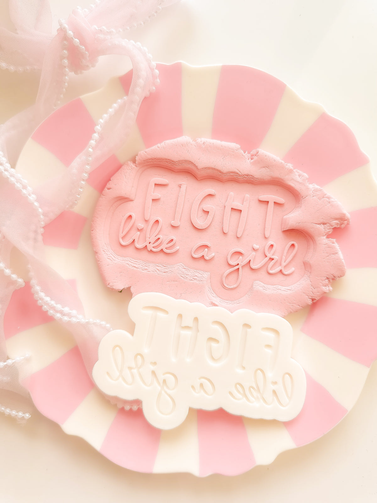 Fight like a girl - Debosser and Cutter
