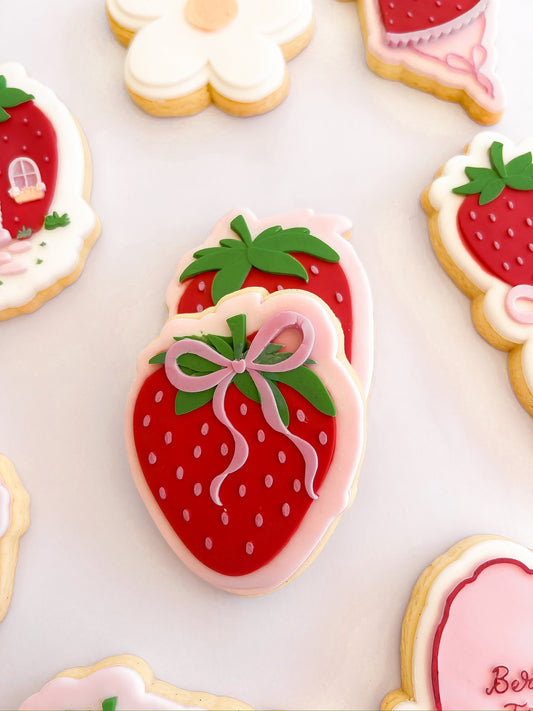 Strawberry with bow - Debosser and Cutter