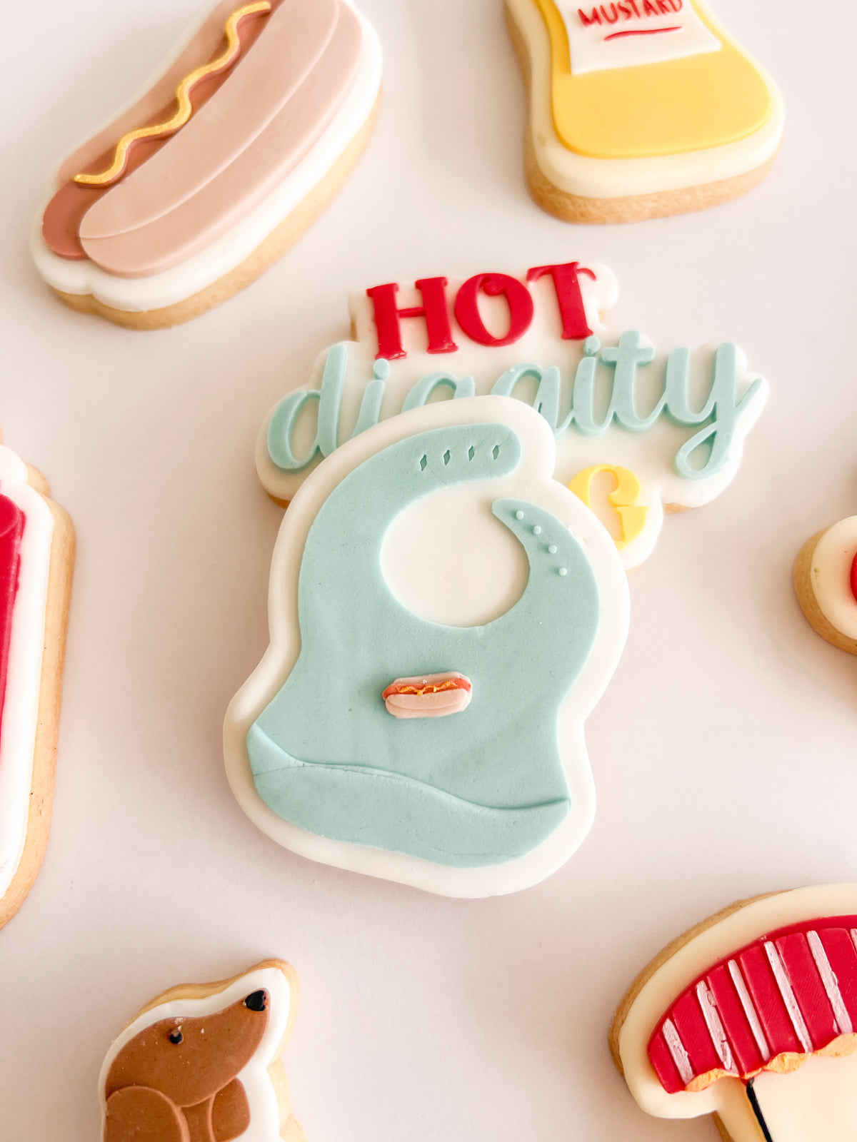 Silicone bib - Debosser and Cutter
