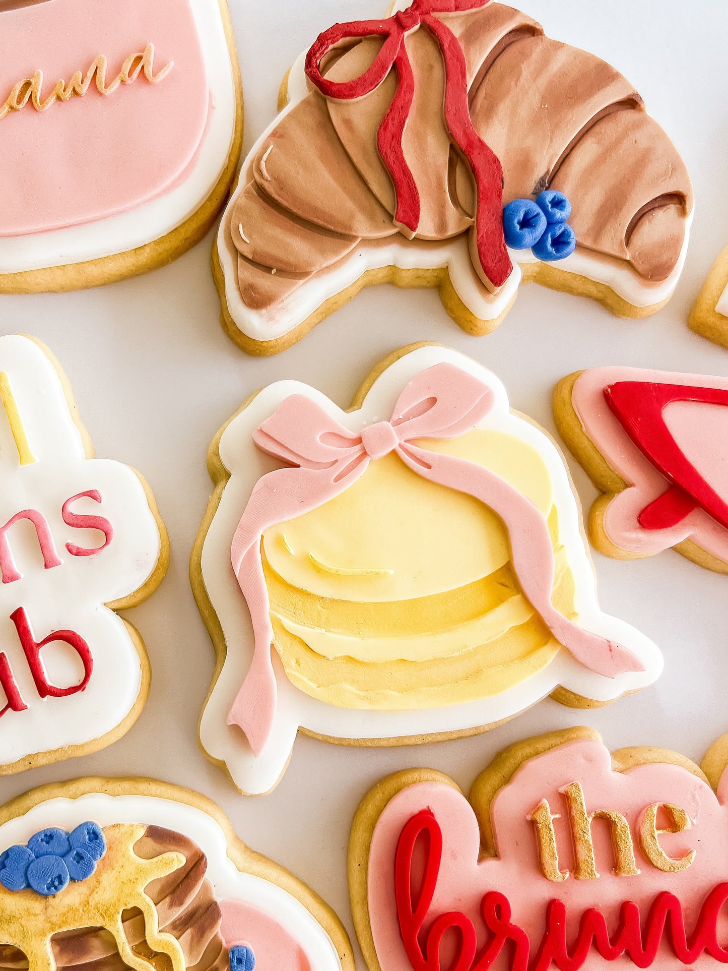 Bow Macaron - Debosser and Cutter