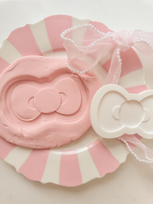 Hello Kitty Bow - Debosser and Cutter