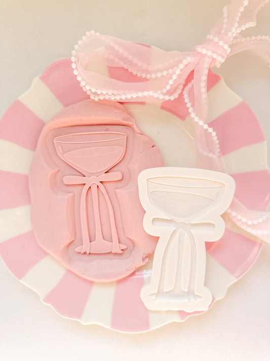 Bow champagne glass - Debosser and Cutter