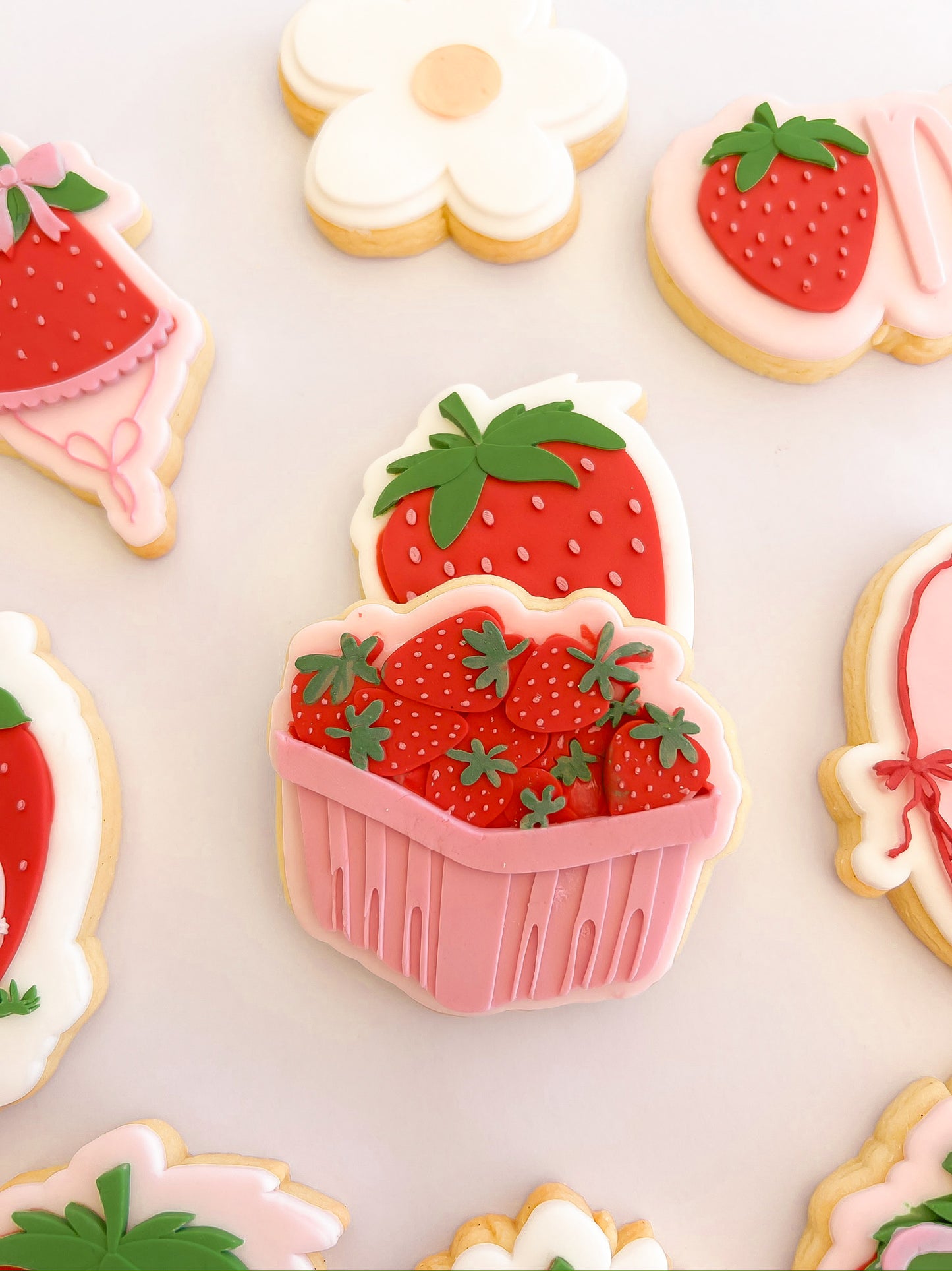 Strawberry Punnet - Debosser and Cutter
