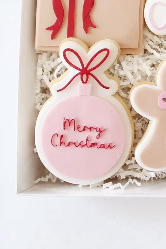 Merry Christmas Bow Bauble - Debosser and Cutter